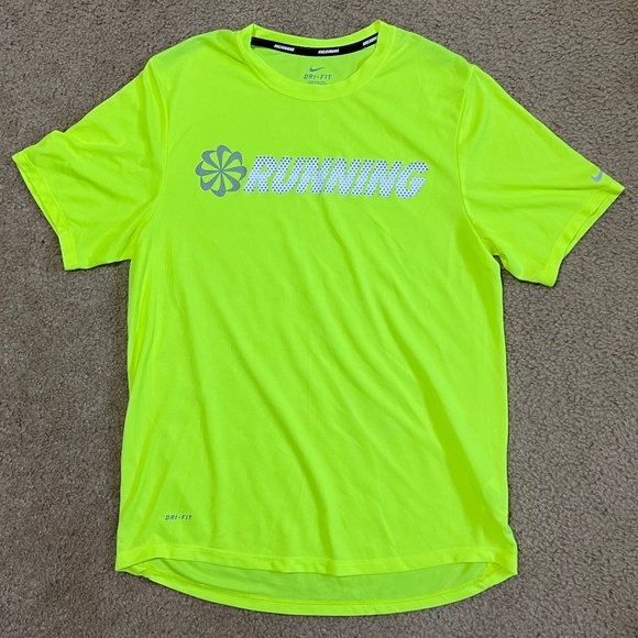 Nike DriFit Running Shirt - Picture 1 of 3